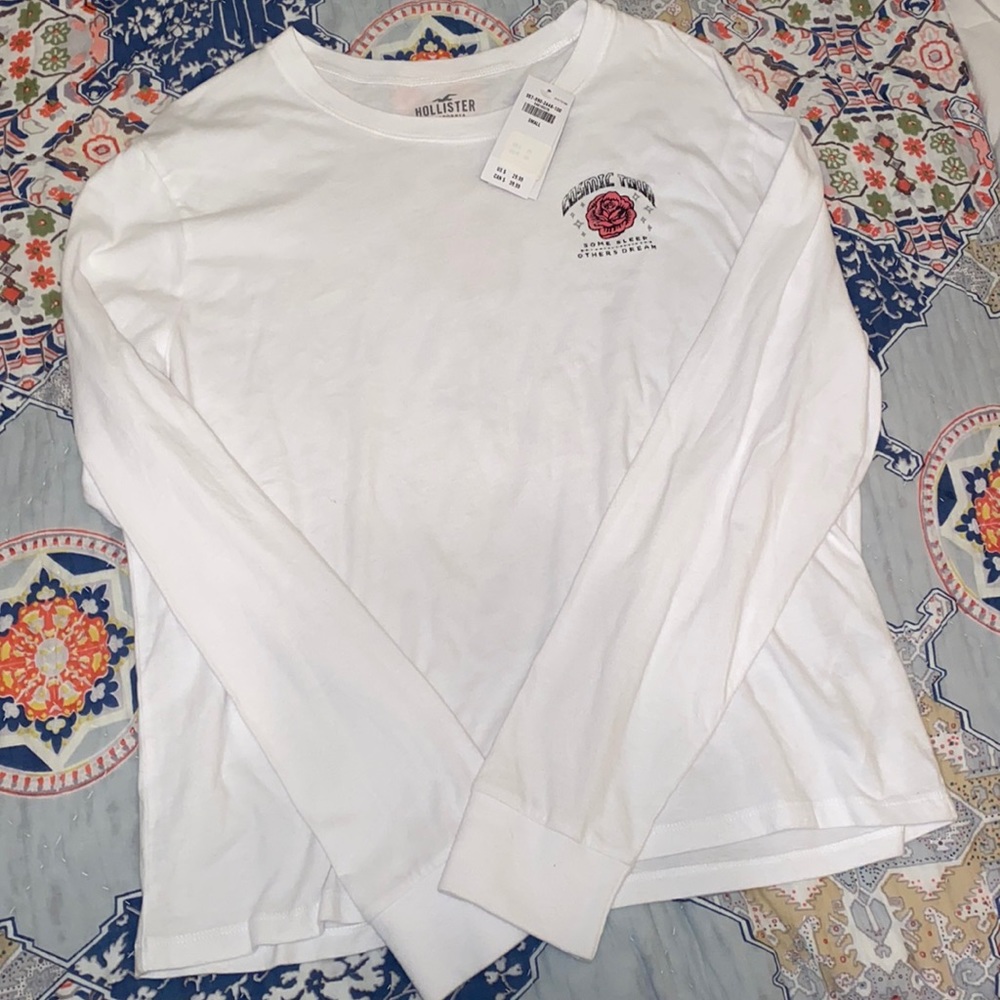 NWT hollister band tee